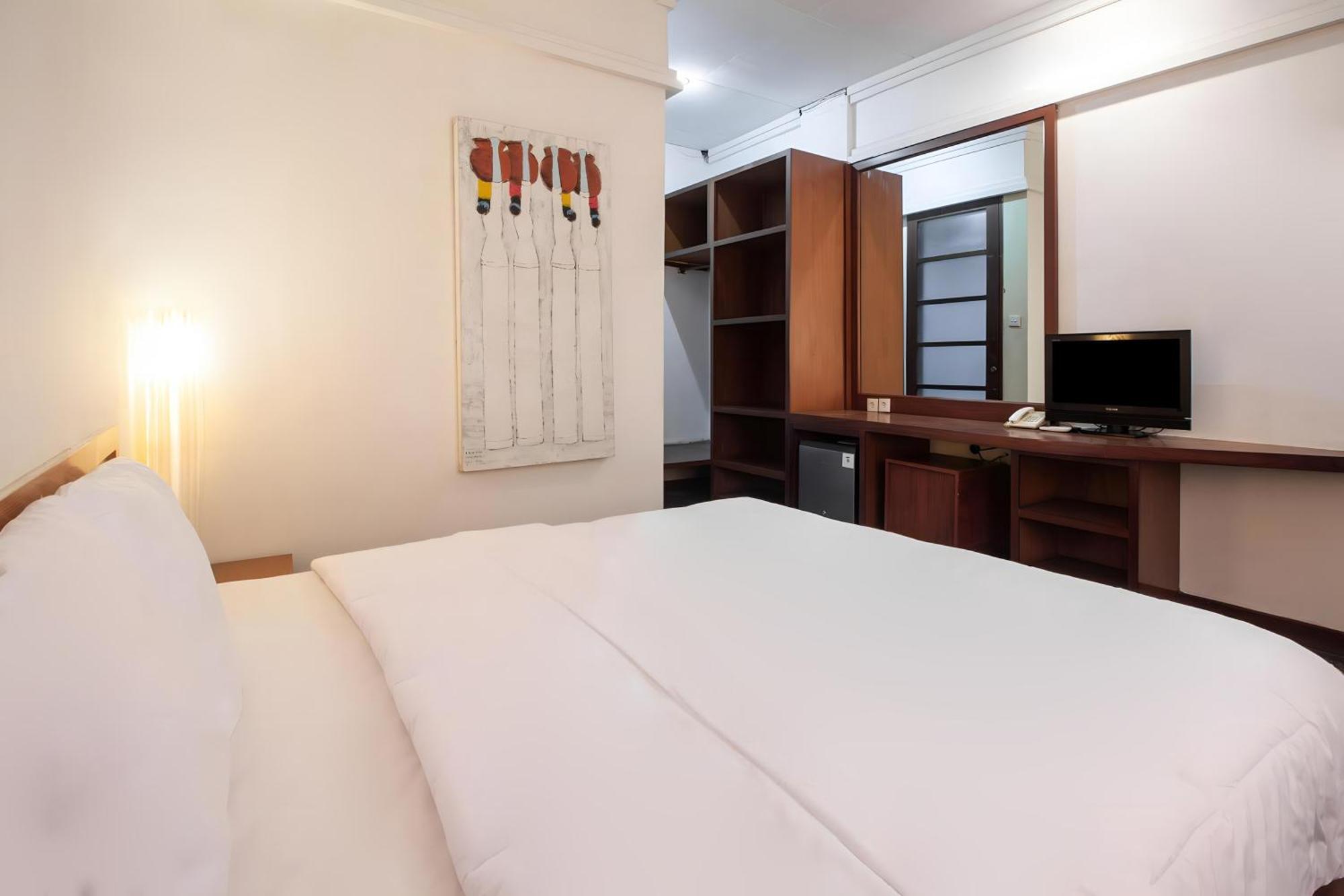 Capital O 93809 Wida Hotel Legian Exterior foto