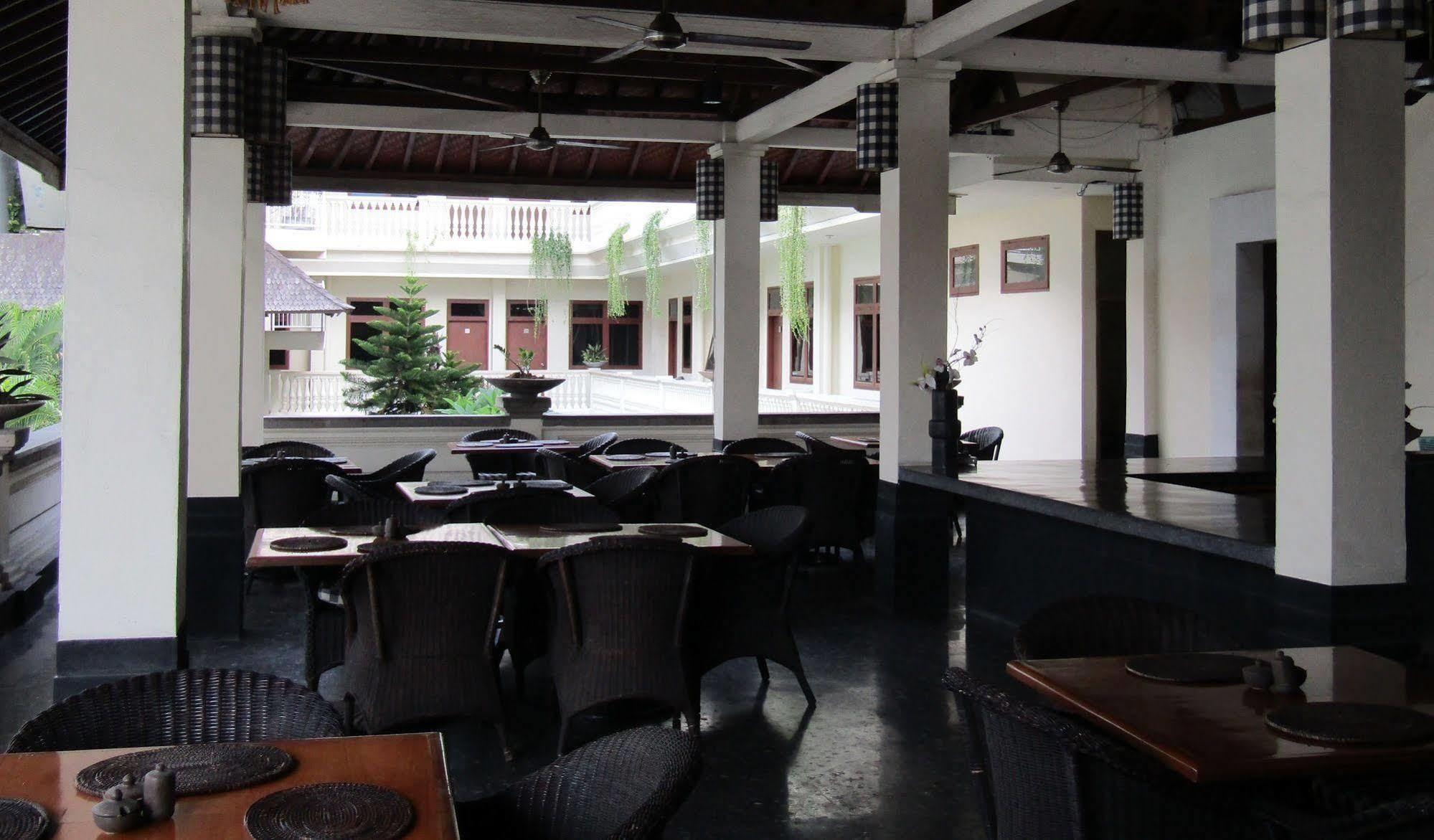 Capital O 93809 Wida Hotel Legian Exterior foto